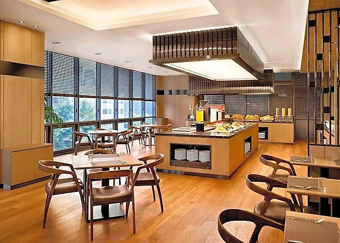 Hotel Fairfield By Marriott 4*